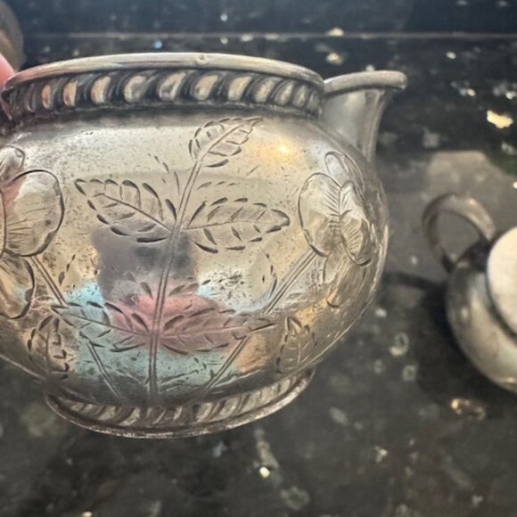 Sterling Silver plated Cream and Sugar Holders - Picture 4 of 11